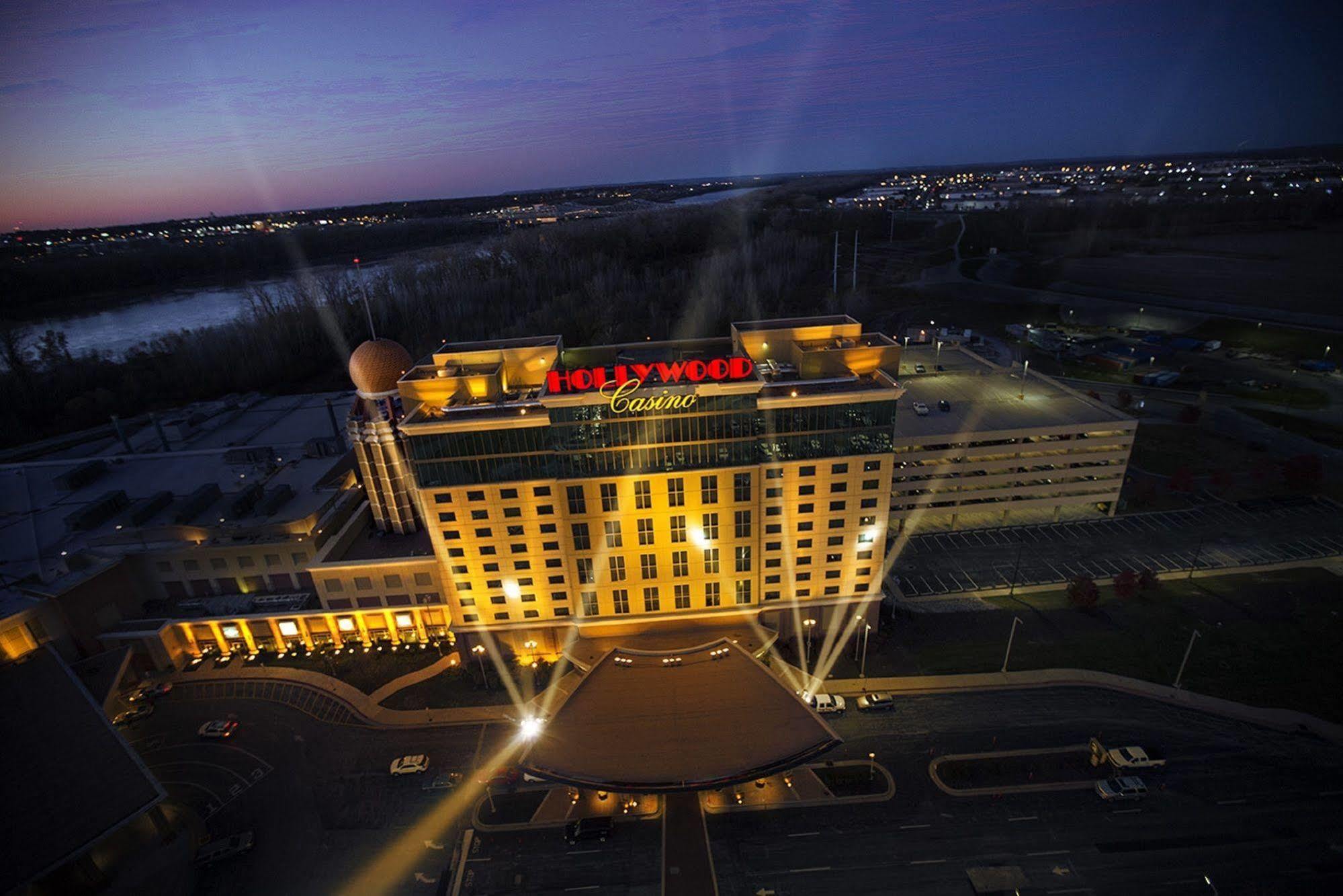 Hollywood Casino St. Louis Hotel Maryland Heights Exterior foto